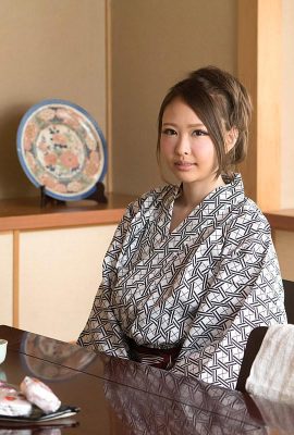 ناناكو أساهينا: ممارسة الجنس الشرجي مع امرأة جميلة تبدو جميلة في يوكاتا مثيرة وذكريات السفر (10P)
