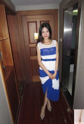 جلسة تصوير خاصة لفتاة عارضة أزياء صينية نحيفة في الفندق – يانغ ينغ (43P)