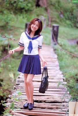 الفتاة الجميلة البريئة، النسخة المطبوعة – صورة كاورو كاورو أكاري تسوموجي (75P)