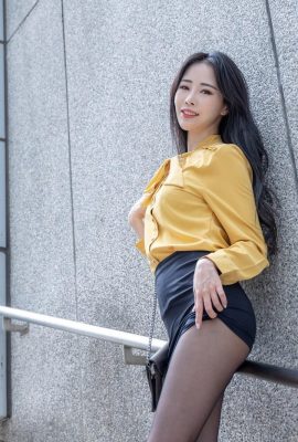 فتاة تايوانية جميلة الساق-أثينا نانا جميلة الأرجل في جوارب سوداء ملابس احترافية للتصوير الخارجي (1) (80P)