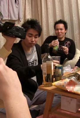 (فيديو) عامي توكوناغا جزء من نادي التنس الأكثر تسلية في اليابان منزل طالبة جامعية كبيرة الصدر تشرب وتمارس الجنس (17P)