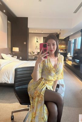 [جمع الإنترنت] XiuRen عارضة الأزياء الجميلة Guoer Victoria “Yellow Jersey” [30P]
