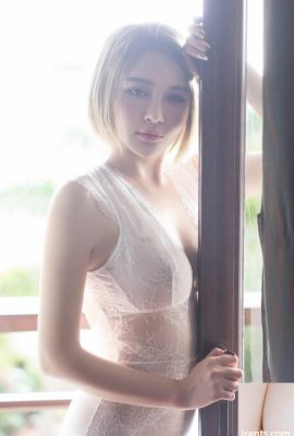شابة وحيدة كاي تشو تكشف ثدييها الرقيقين وجسمها الجميل وصور خاصة مثيرة (54P)