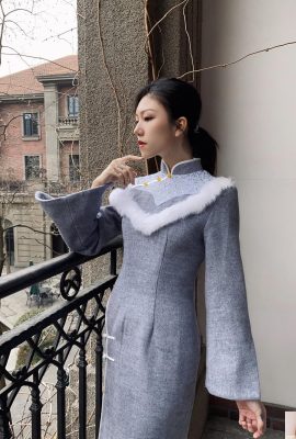 (مجموعة عبر الإنترنت) نموذج XiuRen-Xiao Ziyi Alice “فستان أسود حريري رمادي” (الجزء 1) (80P)