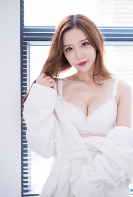 تتمتع العارضة الجميلة Xiao Linren ببشرة فاتحة وأرداف مثيرة وشخصية جيدة (44P)