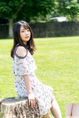 الفتاة الجميلة في المنزل الساحر – فوتابا إيما + كويزومي آيا ألبوم صور عارية (81P)