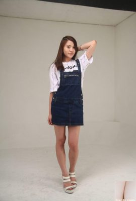 عارضة أزياء كورية شابة جميلة تزيل الصور – Yelin (48P)