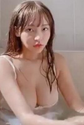 نسخة الصدور الكبيرة من فيديو الاستحمام الخاص بـ Huang Jie تنتشر بسرعة كبيرة وناعمة وكبيرة ~ Lin Xiang (10P)