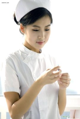 (تصوير خاص لموديل لو) إغراء الممرضة النموذج الصيني-يويو(50P)
