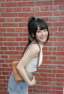 الفتاة المجاورة “Lu Zixuan” لديها أرجل نحيلة وبيضاء ولطيفة ورائعة للغاية (10P)