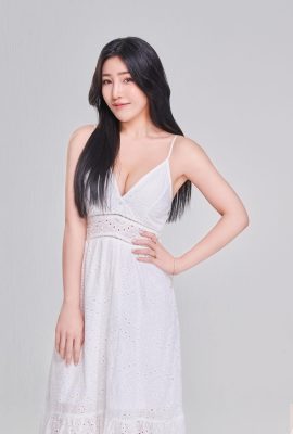 الفتاة الساخنة “Xu Wei'an” جميلة جدًا لدرجة أنه لا يمكن لأحد أن يحجب ثدييها، وحجم حليبها قوي جدًا (10P)