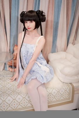 Miao Xiaoji’s “Xiaoji’s Thank’s Gift” (78p)