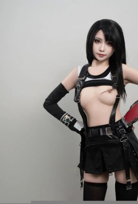 Miao Xiaoji “Final Fantasy 7 Tifa” (55p)