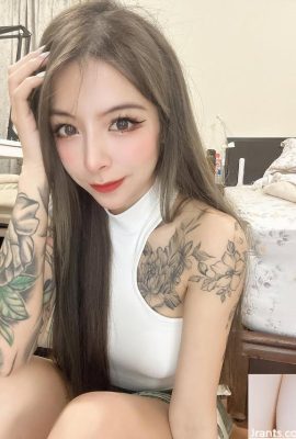 ابتسامة حلوة “Yifeng Zheng” تلتقط قلبك (10p)