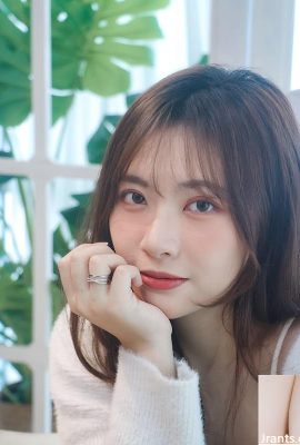 “Lin Yuxuan” لديه نسبة جميلة من الجسم لا تبدو وكأنها شخص حقيقي (10p)