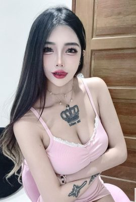 منحنى الشكل النهائي “QIQI” مفتون بـ 10p (10p)
