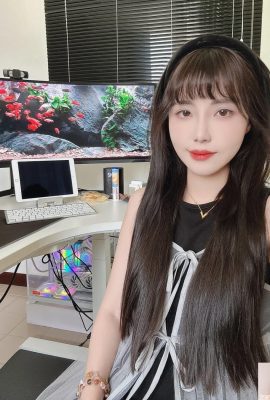 يبتسم الجمال الأنيق “Chen Ningcai” بلطف في قلبك (10p)