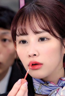 Futabasaa: مستشار تجميل في أرض مستحضرات التجميل حيث توقفت لمرافقة زوجتها ، شفتيها السميكة الممتلئة … (20p)