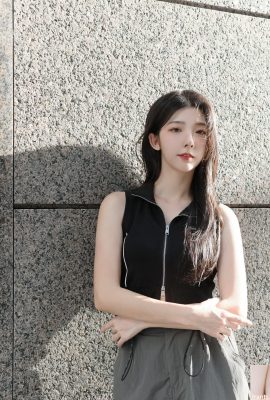 “Su Su” تبدو حلوة ونقية، وتنضح بالإغراء القاتل من الرأس إلى أخمص القدمين (10P)