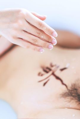 The Golden Two Pussy King – لحظة الاستمناء السعيدة (50P)