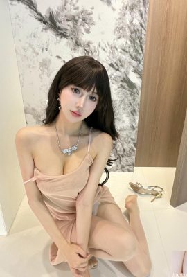 (مجموعة على الإنترنت) نودلز الأرز منتهية الصلاحية “سيدتي الساحرة” (32 ص)