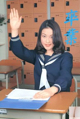 نجمة إباحية في تخرج كتب أورابون (55 ف)