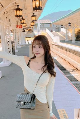 دمية “الطابق الأول” تبدو جميلة جدًا لدرجة تجعلك تقع في الحب (10P)