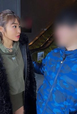 1.2 مليار PV شهريًا تعد لوحة نشرات المنشورات السرية المحلية موضوعًا ساخنًا، وهي عاهرة أسطورية تتمتع بعضلات مدربة جيدًا وصحة جيدة… (21P)