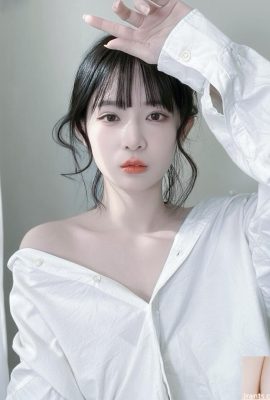 “”Egg Roll”” لها مزاج منعش وطازج، وعيونها المائية الكبيرة مغرية بشكل يكسر الساعة (10P)