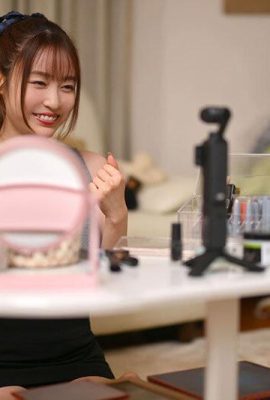 أيكا يومينو: جارتي المجاورة هي فتاة كسولة تتمتع بأفضل الصور، لكن عضوها التناسلي فضفاض وقد مارس الجنس معها حقًا… (21 ص)