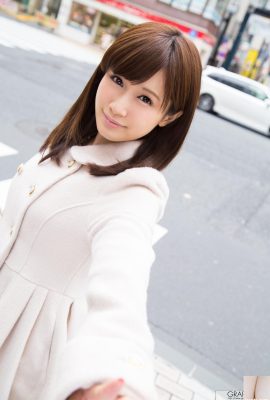 (كوجيما مينا) حلوة ومثيرة، تظهر جسدها المثير دون تردد (35P)