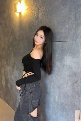 السحر المذهل لشخصية “Xu Ling” الساخنة (10P)