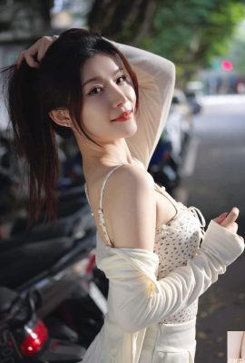 “Chen Yiru Carrie” تبدو حلوة ومثيرة وعطرة (10P)